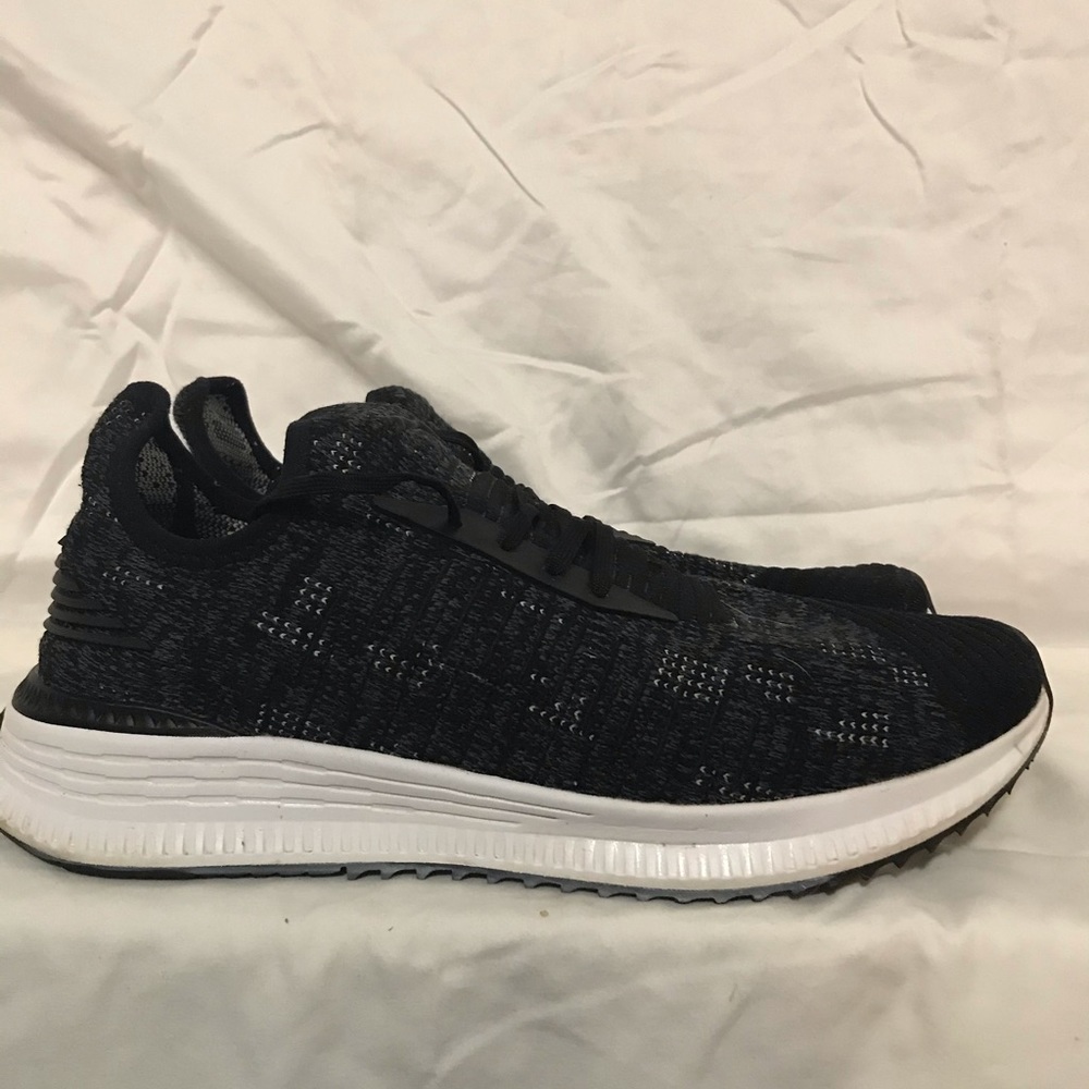 PUMA Running sneakers size 9.5